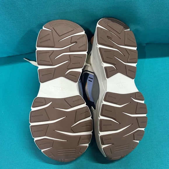 Multicolor Chunky Sneaker from Zara. Size 37 EU, 6.5 US - Picture 5 of 6